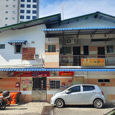 Oyo 90972 Jj Homestay 米里 外观 照片