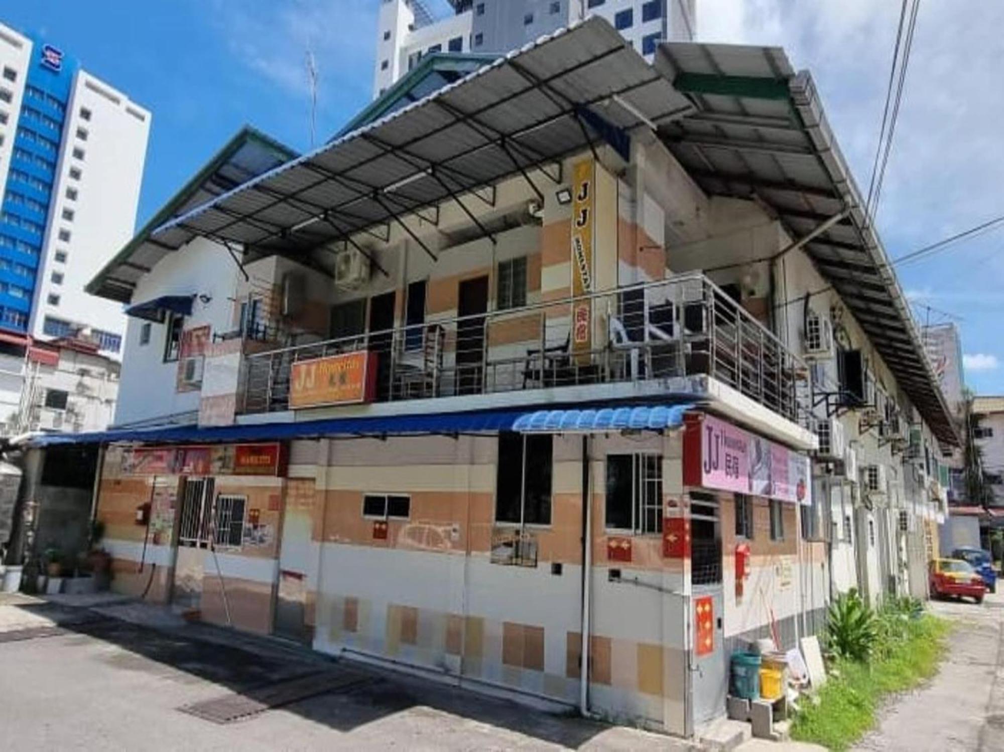 Oyo 90972 Jj Homestay 米里 外观 照片